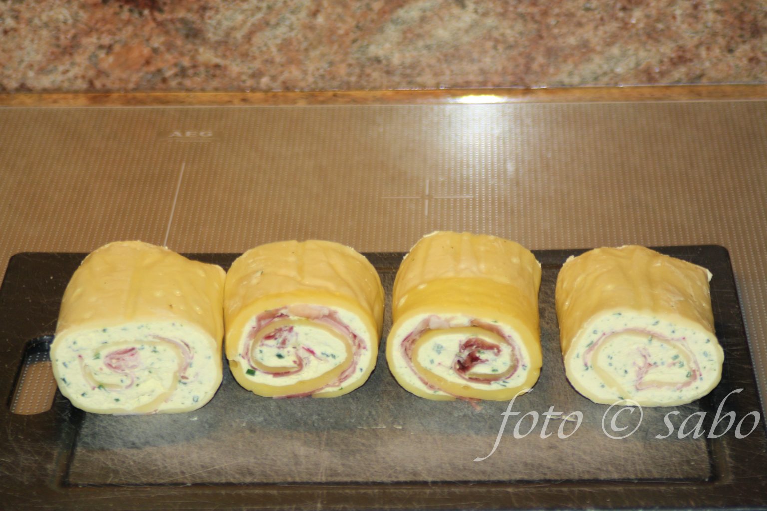 Gefüllte Käserollen (Low Carb / Keto) - sabo(tage)buch