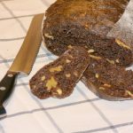 Hanfbrot mit Walnüssen (Low Carb)